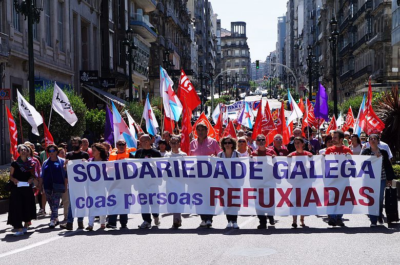 2016 06 19 ManifaApoioRefuxiadasVigo08.JPG